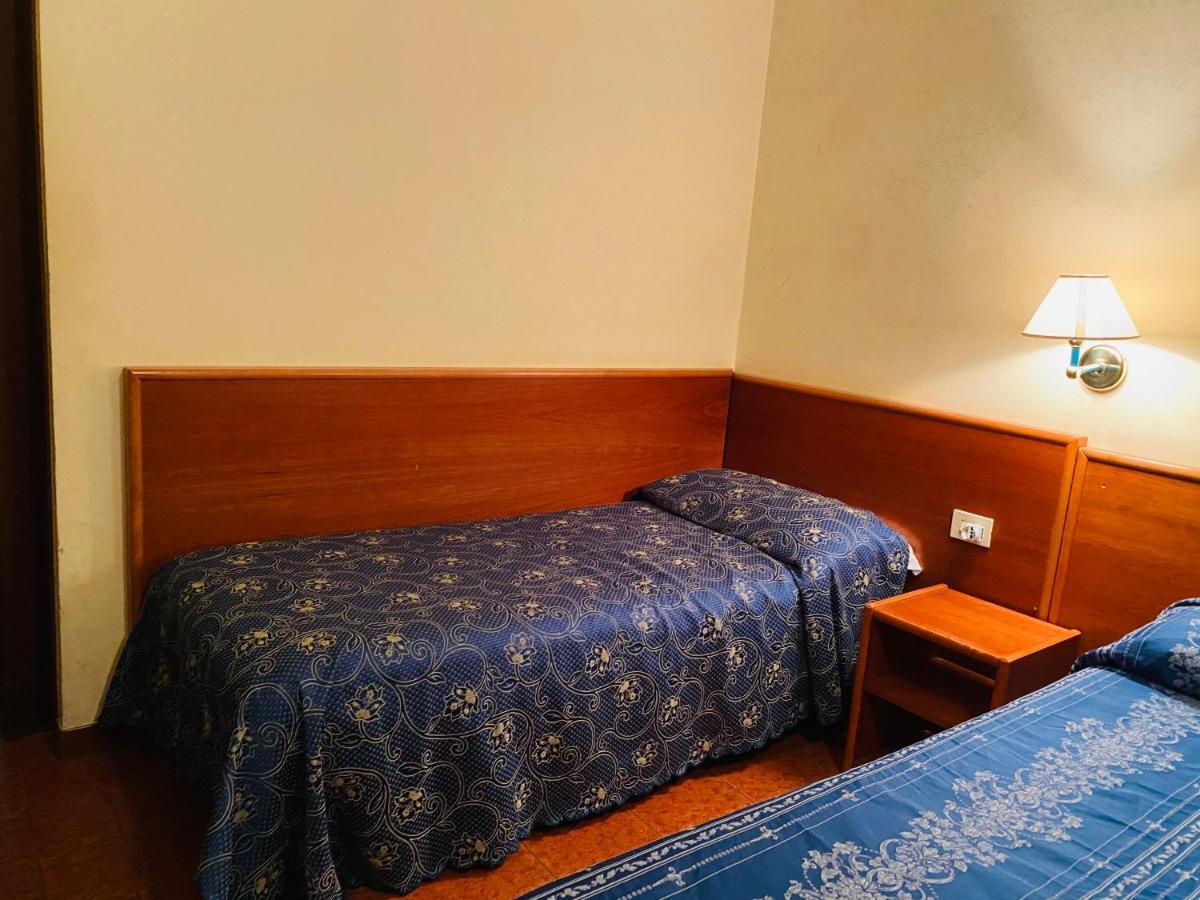 Hotel Ferrari Roma Dış mekan fotoğraf