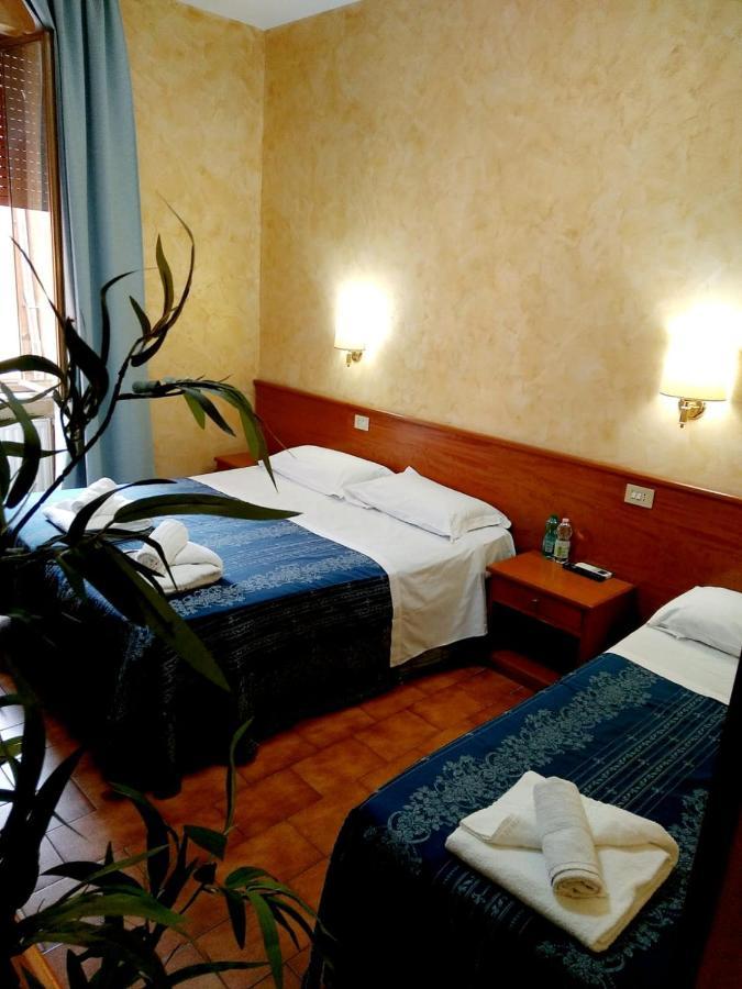 Hotel Ferrari Roma Dış mekan fotoğraf