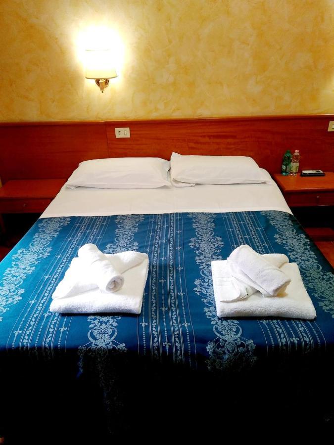Hotel Ferrari Roma Dış mekan fotoğraf