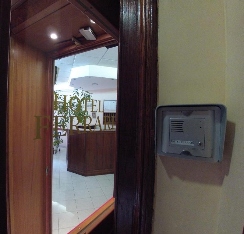 Hotel Ferrari Roma Dış mekan fotoğraf